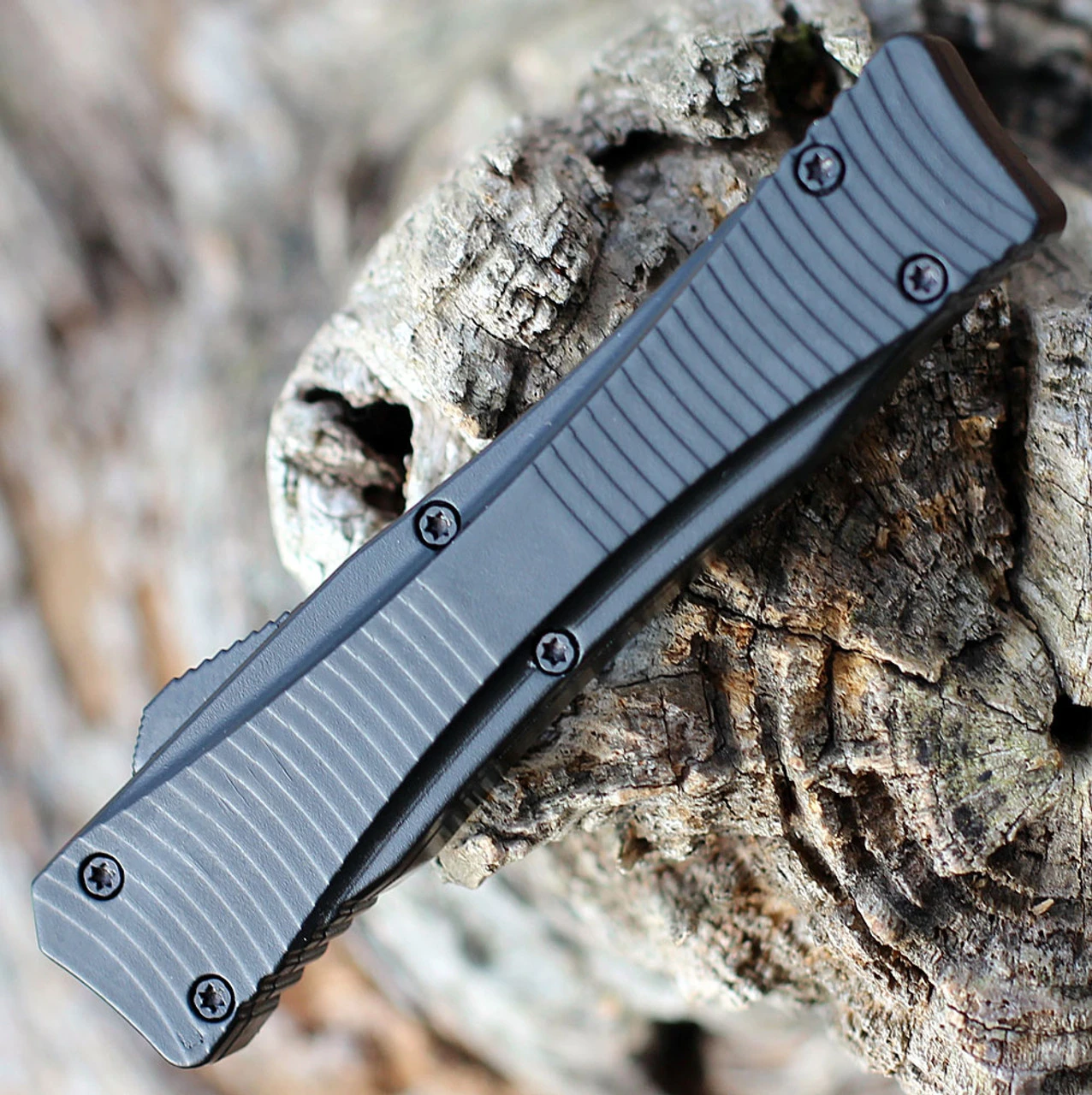 Boker Plus MINI Eagle 2.0 OTF Automatic Blk Alum (2.8" D2 Satin Recurve) 06BO246 3 Boker Plus MINI Eagle 2.0 OTF Automatic Blk Alum (2.8" D2 Satin Recurve) 06BO246 - Image 3